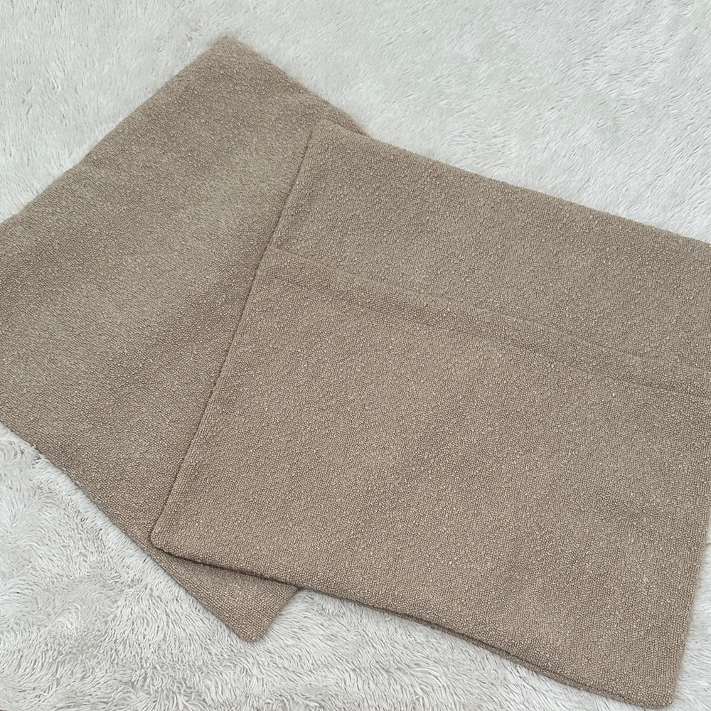 ❤️ 23” High Quality Zip on Pillow Covers